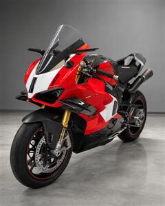 2024 Ducati Panigale V4 R
