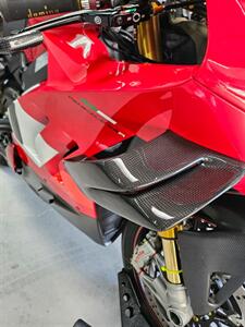2024 Ducati Panigale V4 R   - Photo 8 - San Diego, CA 92121