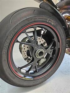 2024 Ducati Panigale V4 R   - Photo 23 - San Diego, CA 92121