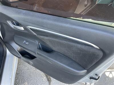 2015 Honda Fit EX - Photo 13 - Albuquerque, NM 87123-3801