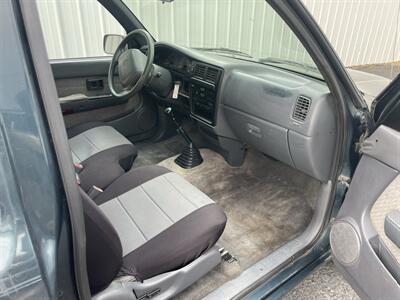 1997 Toyota Tacoma V6 - Photo 10 - Albuquerque, NM 87123-3801