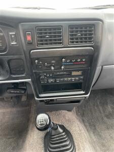 1997 Toyota Tacoma V6 - Photo 13 - Albuquerque, NM 87123-3801