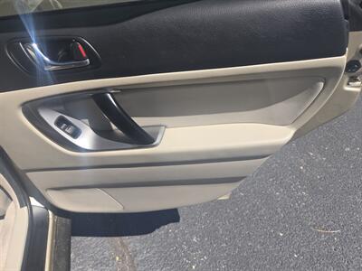 2008 Subaru Outback 2.5i - Photo 15 - Albuquerque, NM 87123-3801