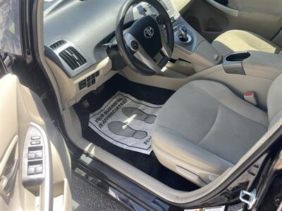 2015 Toyota Prius Standard Package - Photo 13 - Albuquerque, NM 87123-3801