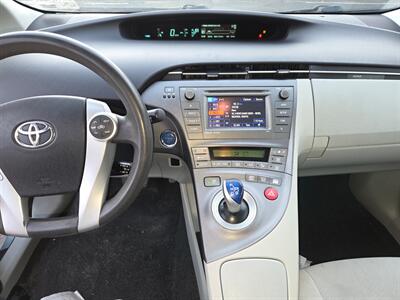 2013 Toyota Prius Three - Photo 19 - Albuquerque, NM 87123-3801
