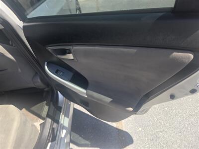 2013 Toyota Prius One - Photo 13 - Albuquerque, NM 87123-3801