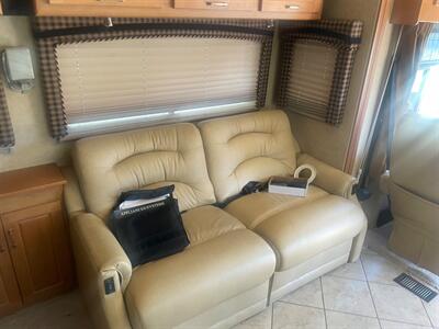 2008 Freightliner XCL Chassis   - Photo 21 - Albuquerque, NM 87123-3801