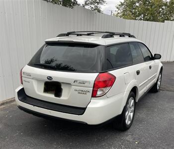 2009 Subaru Outback 2.5i Special Edition   - Photo 7 - Albuquerque, NM 87123-3801