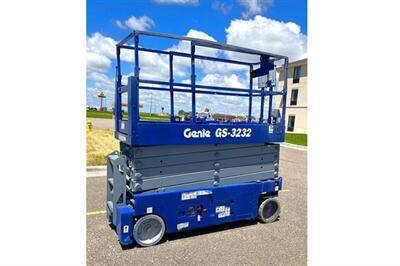 2016 Genie GS-3232 SCISSOR LIFT