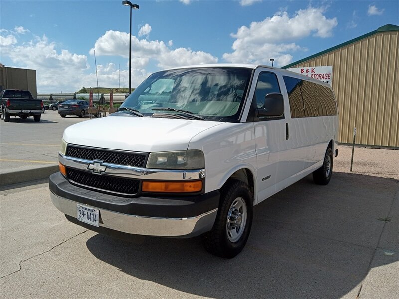 2004 Chevrolet Express 3500  