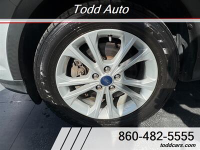 2017 Ford Escape SE   - Photo 8 - Torrington, CT 06790