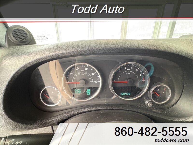 2014 Jeep Wrangler Unlimited Sport - Photo 14 - Torrington, CT 06790