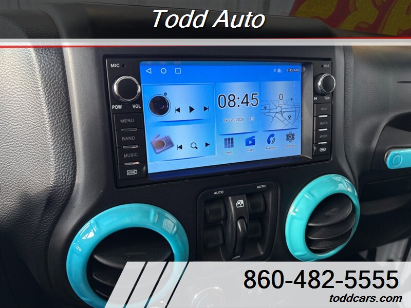 2014 Jeep Wrangler Unlimited Sport - Photo 16 - Torrington, CT 06790