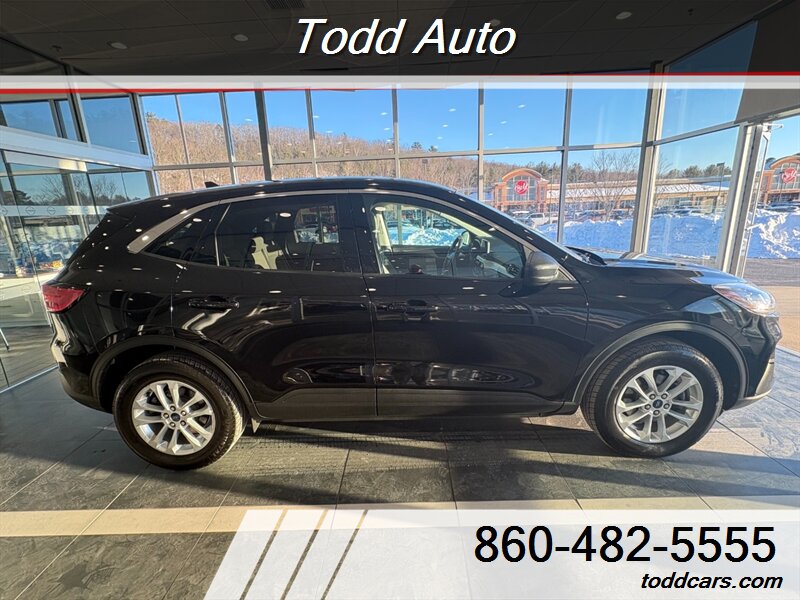 2022 Ford Escape SE - Photo 3 - Torrington, CT 06790