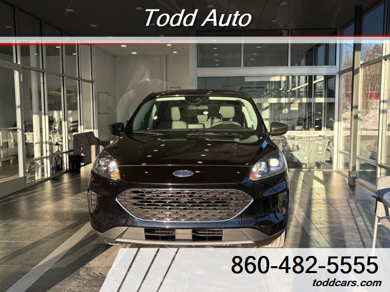 2022 Ford Escape SE - Photo 2 - Torrington, CT 06790