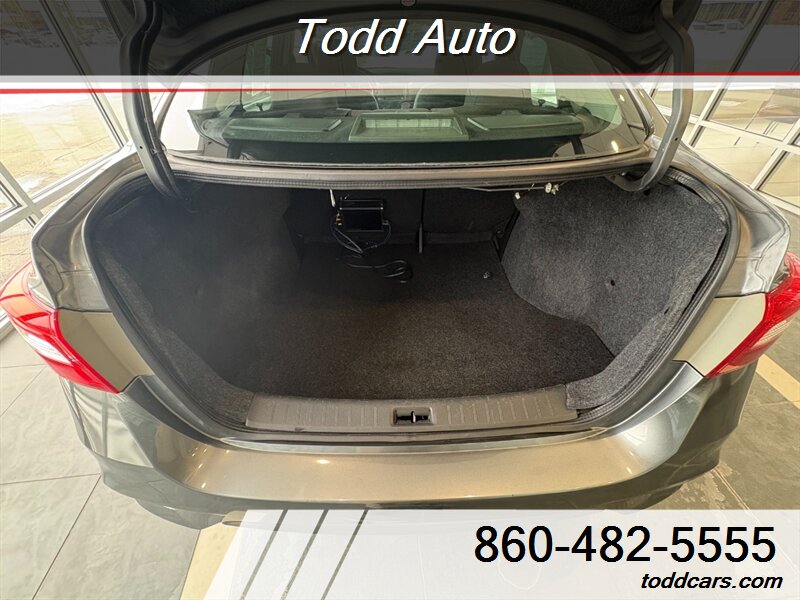 2018 Nissan Sentra S - Photo 10 - Torrington, CT 06790