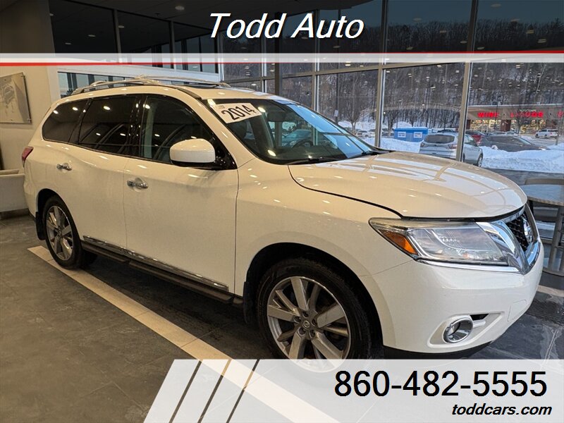 2014 Nissan Pathfinder S  