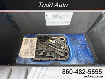 2012 MINI Cooper Hardtop   - Photo 11 - Torrington, CT 06790