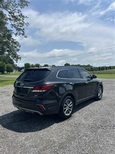 2019 Hyundai SANTA FE XL SE   - Photo 4 - Smithville, TN 37166