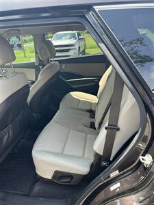 2019 Hyundai SANTA FE XL SE   - Photo 8 - Smithville, TN 37166