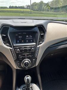 2019 Hyundai SANTA FE XL SE   - Photo 12 - Smithville, TN 37166