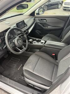 2021 Nissan Rogue SV   - Photo 7 - Smithville, TN 37166