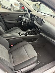2021 Nissan Rogue SV   - Photo 12 - Smithville, TN 37166