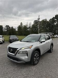 2021 Nissan Rogue SV   - Photo 1 - Smithville, TN 37166