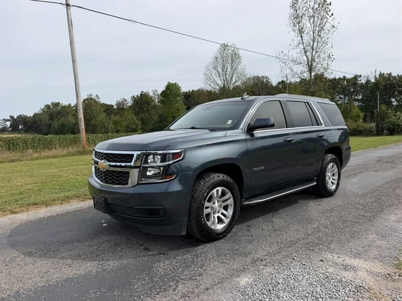 2019 Chevrolet Tahoe LT   - Photo 1 - Smithville, TN 37166
