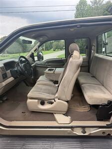 2001 Ford F-250 Super Duty XLT   - Photo 5 - Smithville, TN 37166