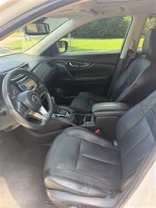 2017 Nissan Rogue S   - Photo 5 - Smithville, TN 37166