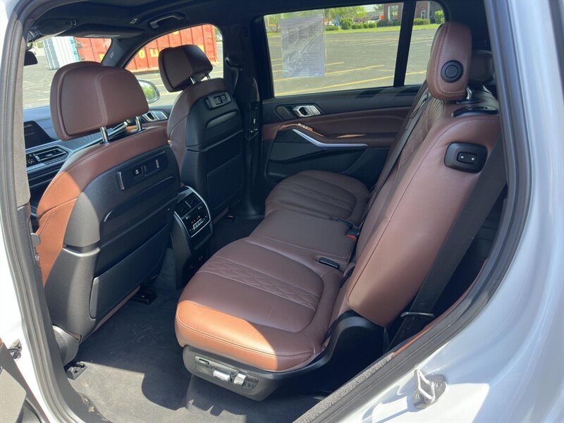 2022 BMW X7 xDrive40i - Photo 11 - Indianapolis, IN 46234