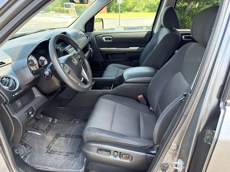 2010 Honda Pilot EX - Photo 10 - Indianapolis, IN 46234