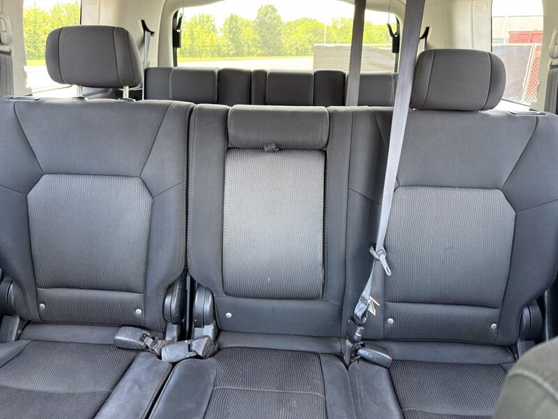 2010 Honda Pilot EX - Photo 12 - Indianapolis, IN 46234