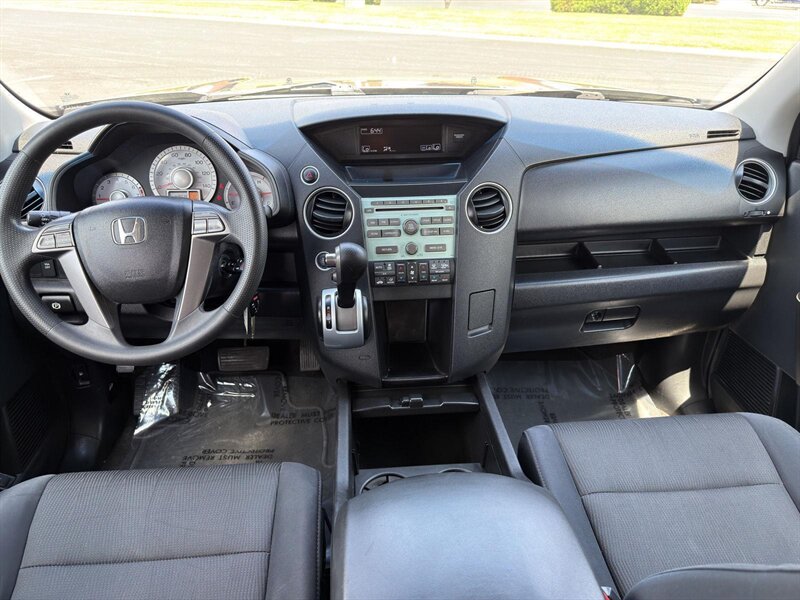 2010 Honda Pilot EX - Photo 7 - Indianapolis, IN 46234