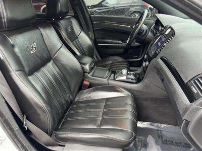 2019 Chrysler 300 Series S - Photo 13 - Indianapolis, IN 46234