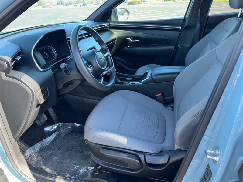 2024 Hyundai SANTA CRUZ SE - Photo 10 - Indianapolis, IN 46234