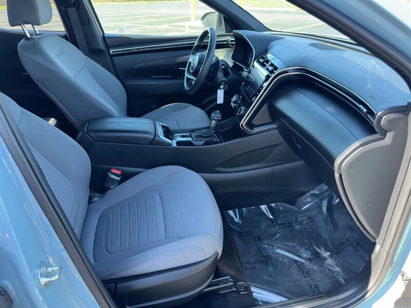 2024 Hyundai SANTA CRUZ SE - Photo 15 - Indianapolis, IN 46234