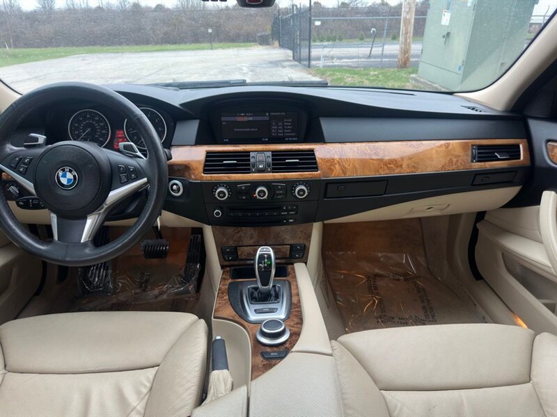 2008 BMW 550i - Photo 8 - Indianapolis, IN 46234