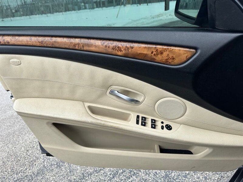 2008 BMW 550i - Photo 26 - Indianapolis, IN 46234