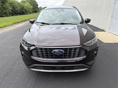 2023 Ford Escape Platinum - Photo 2 - Indianapolis, IN 46234