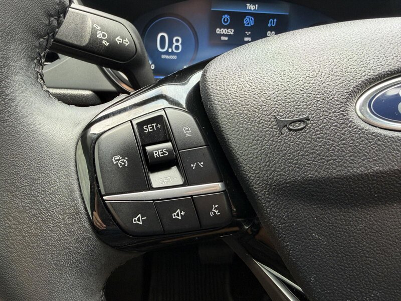 2023 Ford Escape Platinum - Photo 23 - Indianapolis, IN 46234