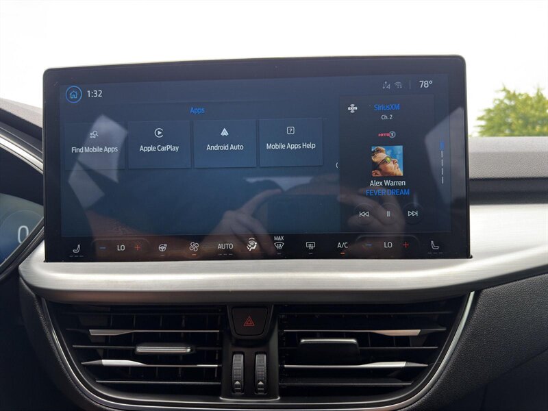 2023 Ford Escape Platinum - Photo 30 - Indianapolis, IN 46234