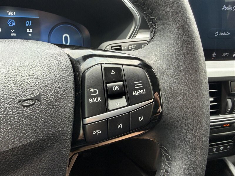 2023 Ford Escape Platinum - Photo 20 - Indianapolis, IN 46234