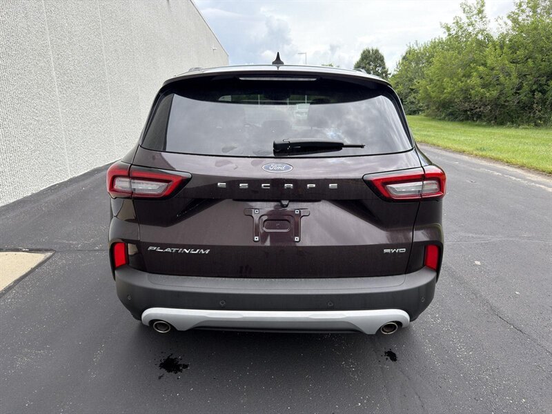 2023 Ford Escape Platinum - Photo 5 - Indianapolis, IN 46234