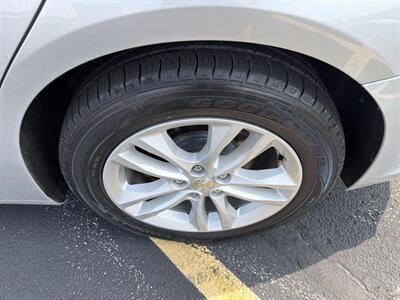 2016 Chevrolet Malibu LT - Photo 34 - Indianapolis, IN 46234