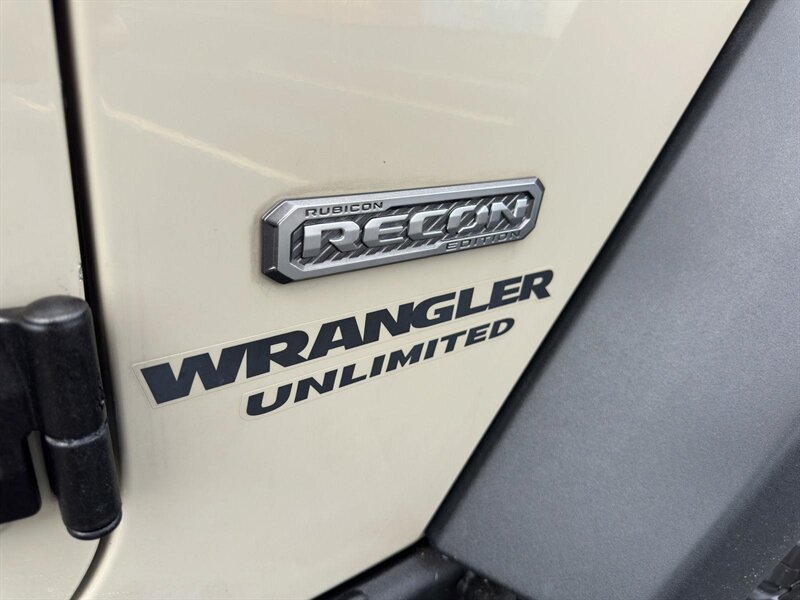 2017 Jeep Wrangler Unlimited Rubicon Recon - Photo 34 - Indianapolis, IN 46234