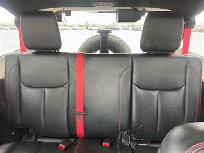 2017 Jeep Wrangler Unlimited Rubicon Recon   - Photo 14 - Indianapolis, IN 46234