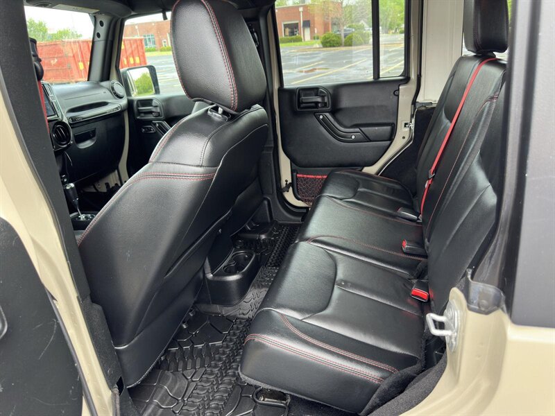 2017 Jeep Wrangler Unlimited Rubicon Recon - Photo 11 - Indianapolis, IN 46234