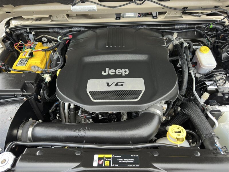2017 Jeep Wrangler Unlimited Rubicon Recon - Photo 32 - Indianapolis, IN 46234